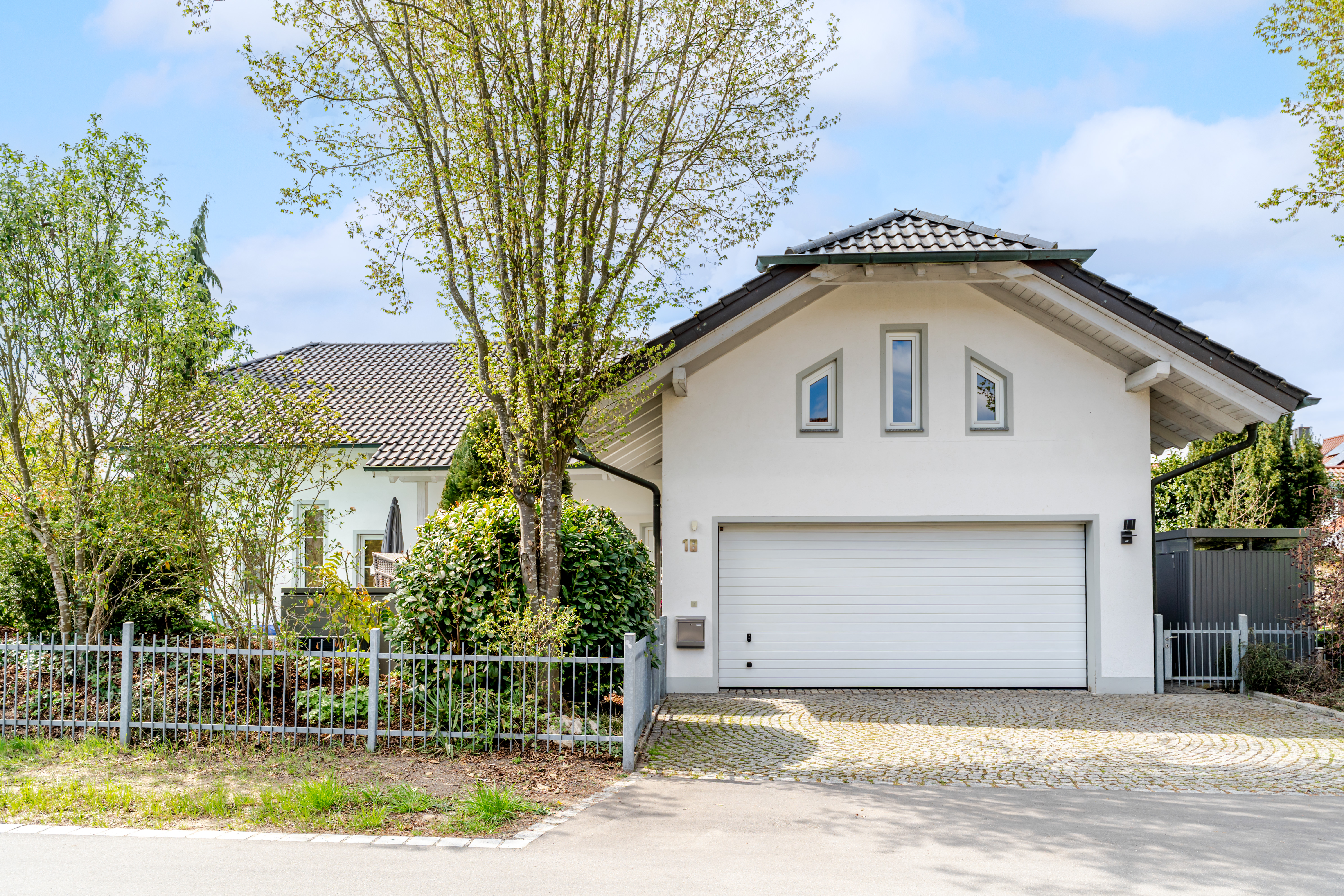 Straßenansicht 