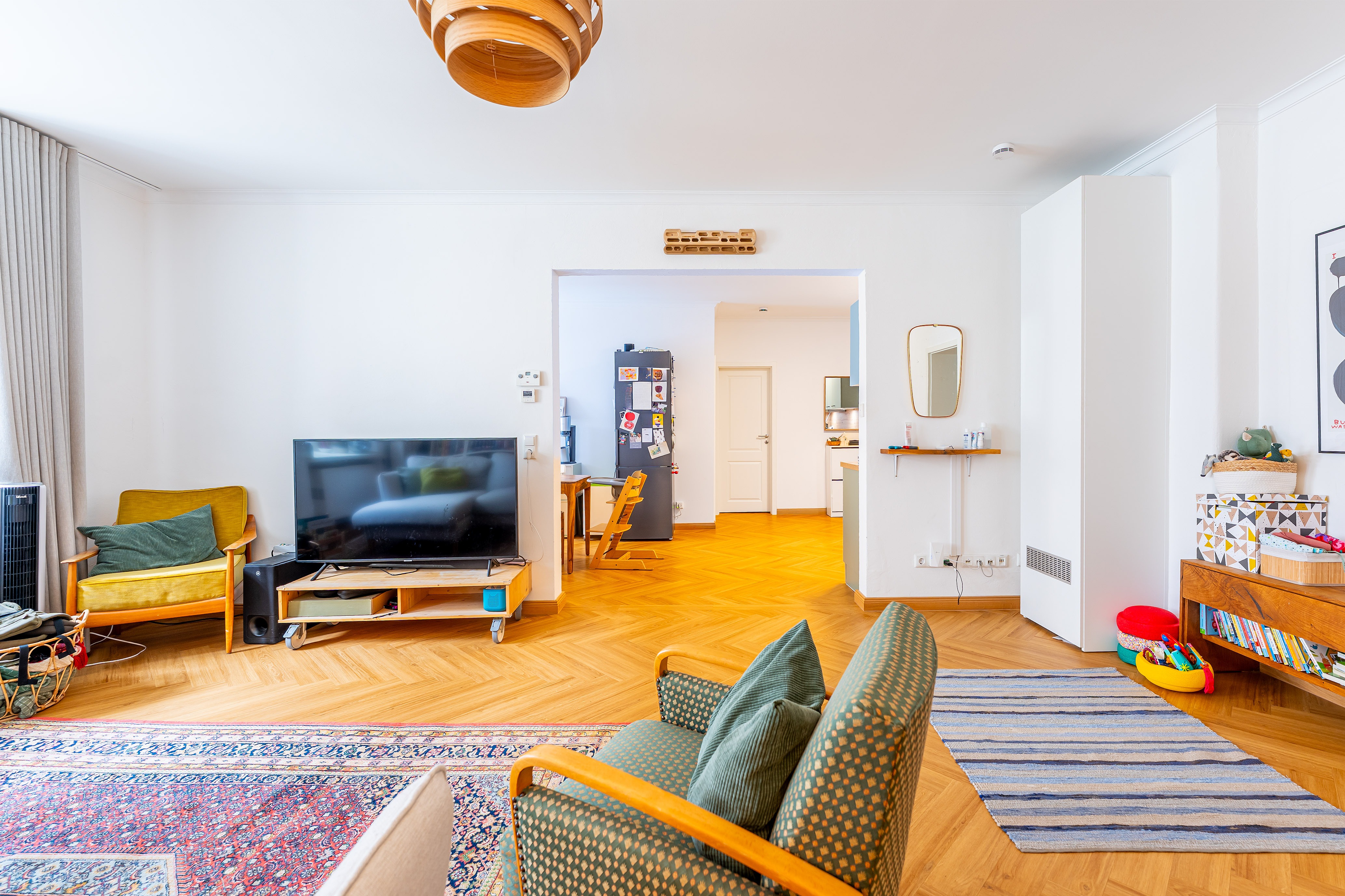 SO101569-HDR-1