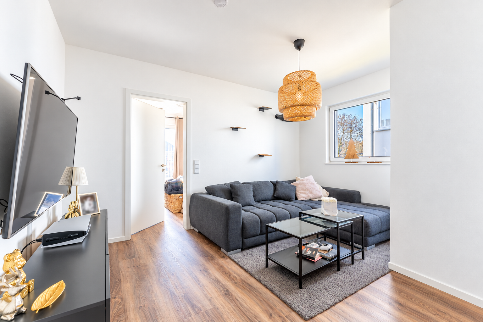*Neuwertige 2-Zimmer-Erdgeschoss-Wohnung mit Privatgarten* - KFW 55 - Photo 1